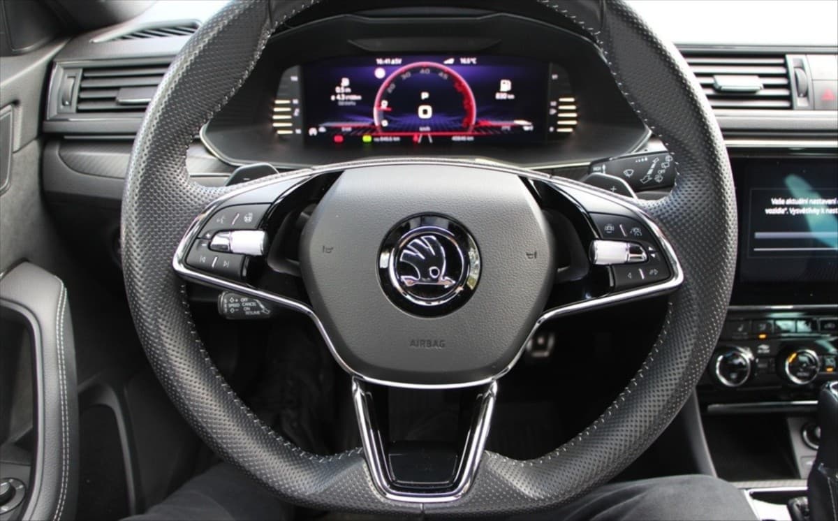 2023 Škoda SUPERB - 9