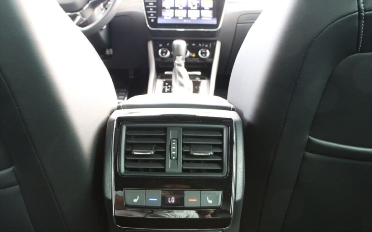 2023 Škoda SUPERB - 13