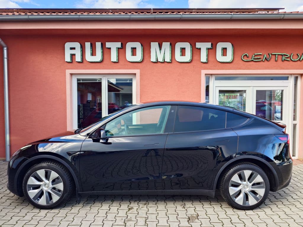 2023 Tesla MODEL Y - 2