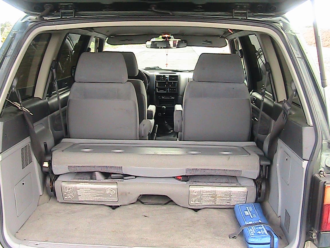 1999 Mazda MPV - 17
