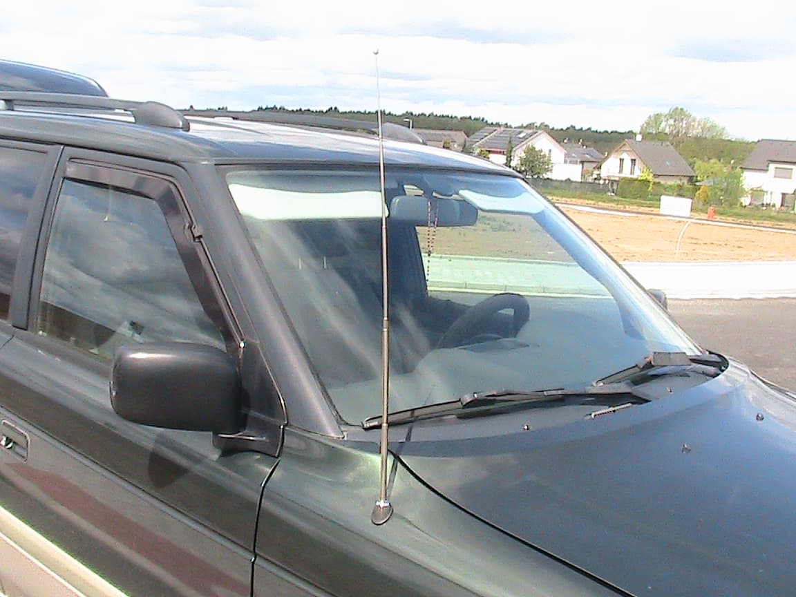 1999 Mazda MPV - 18