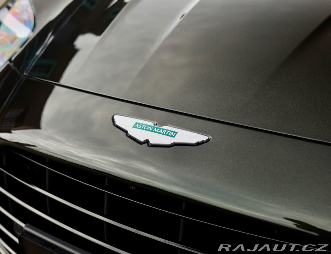 2024 Aston Martin DB12 - 17
