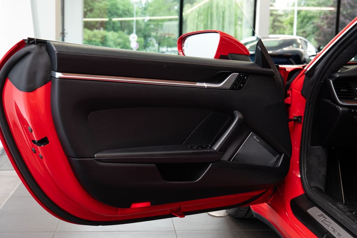 2019 Porsche 911 - 6