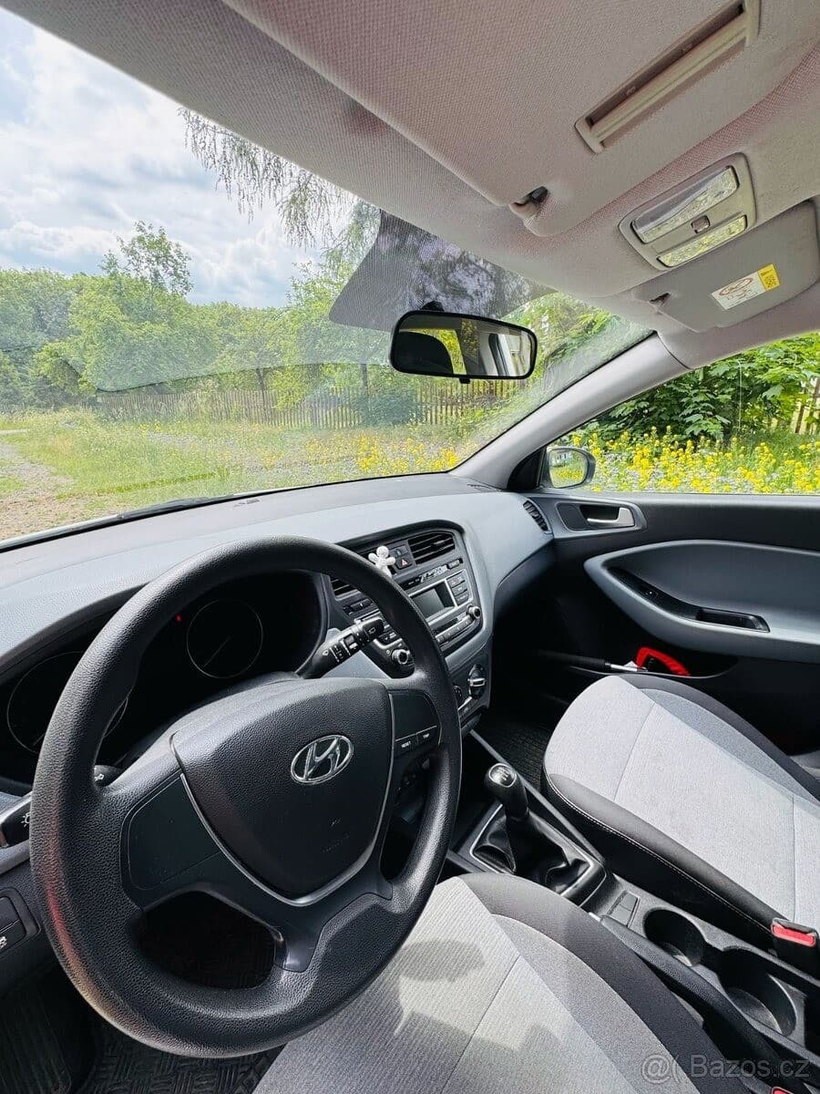 2015 Hyundai i20 - 6