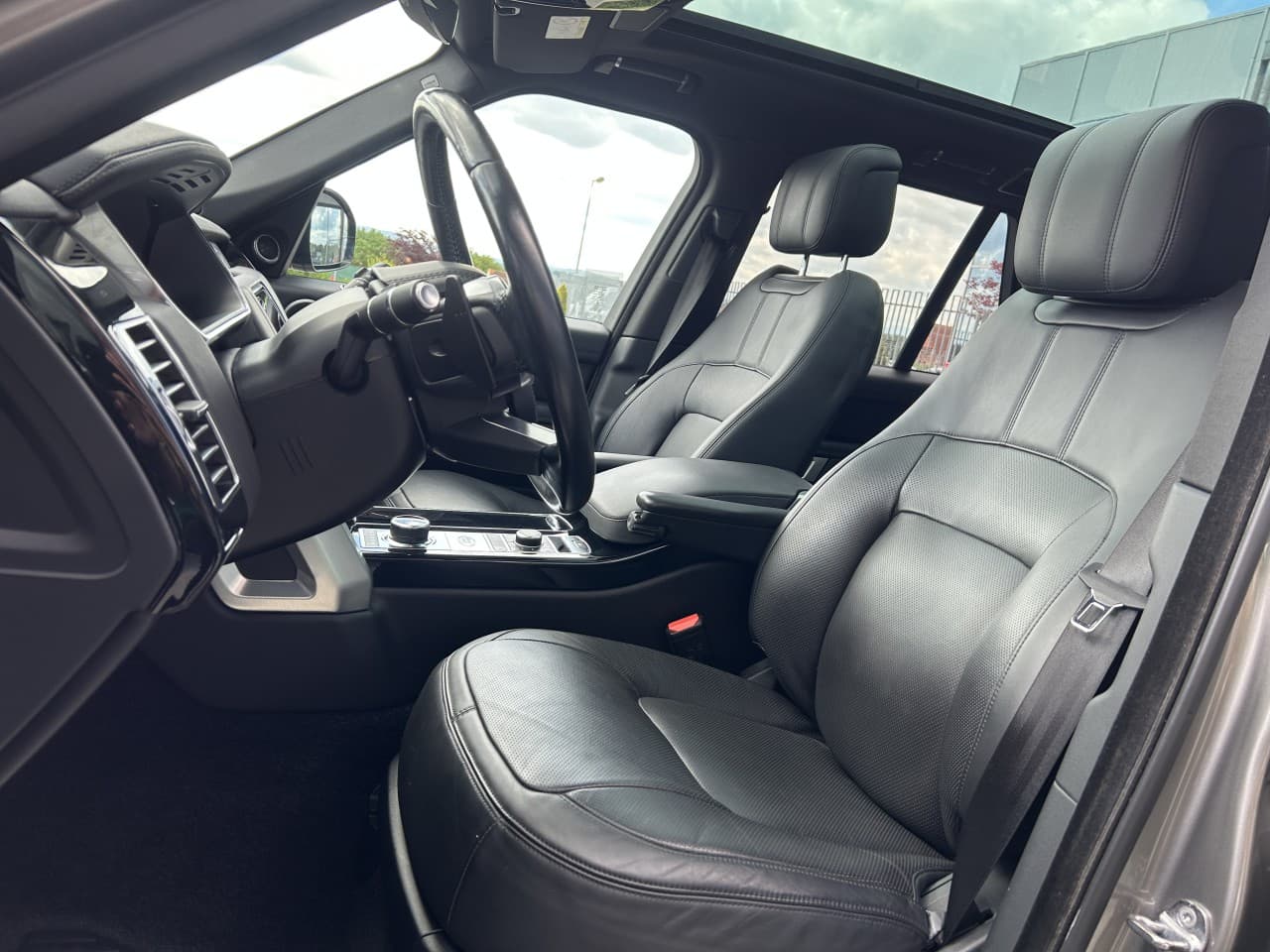 2021 Land Rover RANGE ROVER - 14