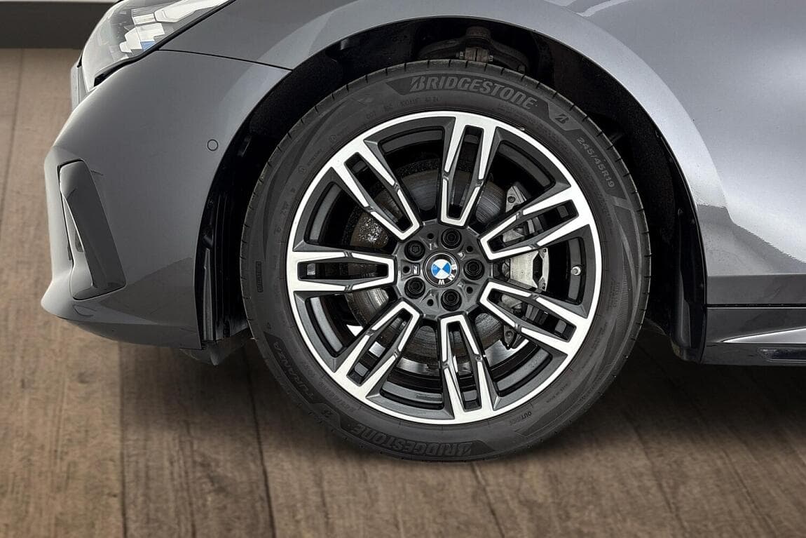 2025 BMW 5-SERIES - 6