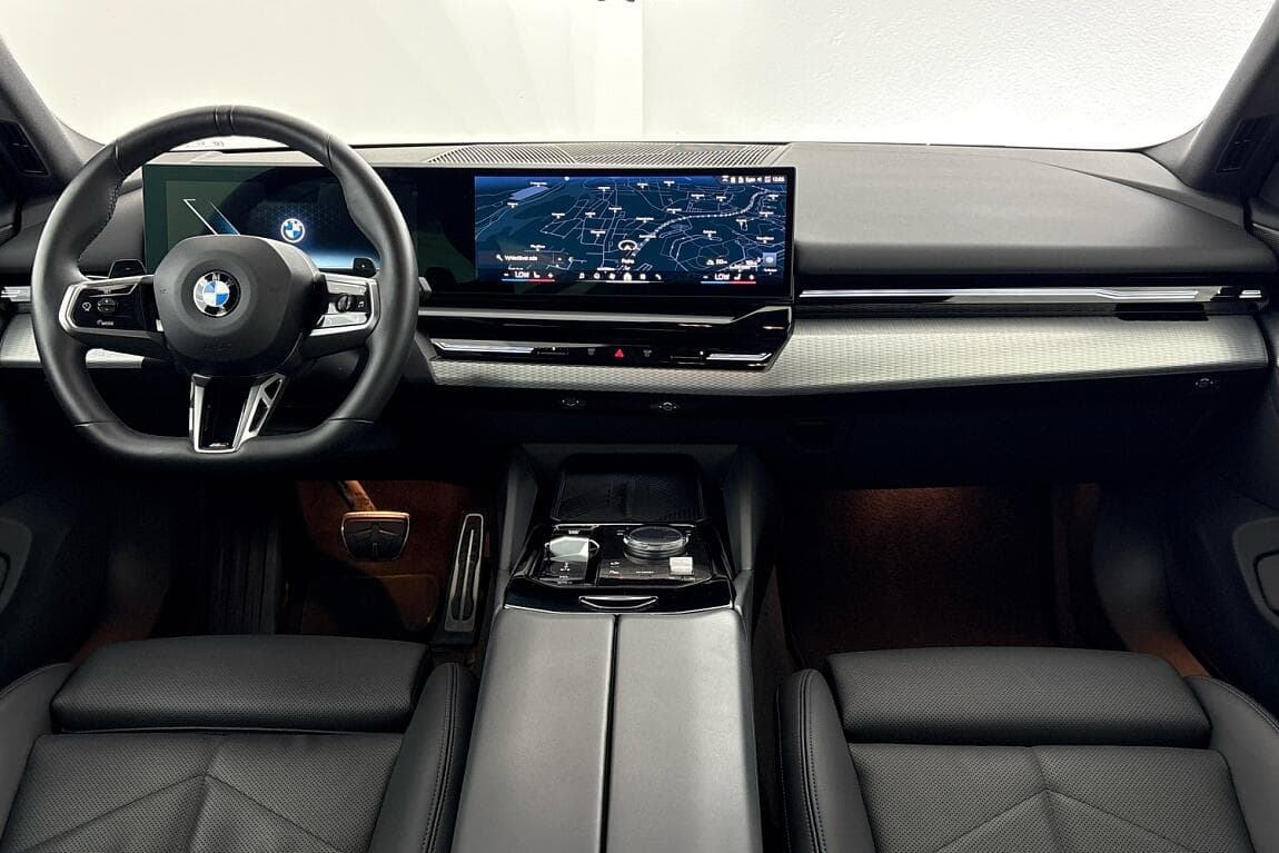 2025 BMW 5-SERIES - 8