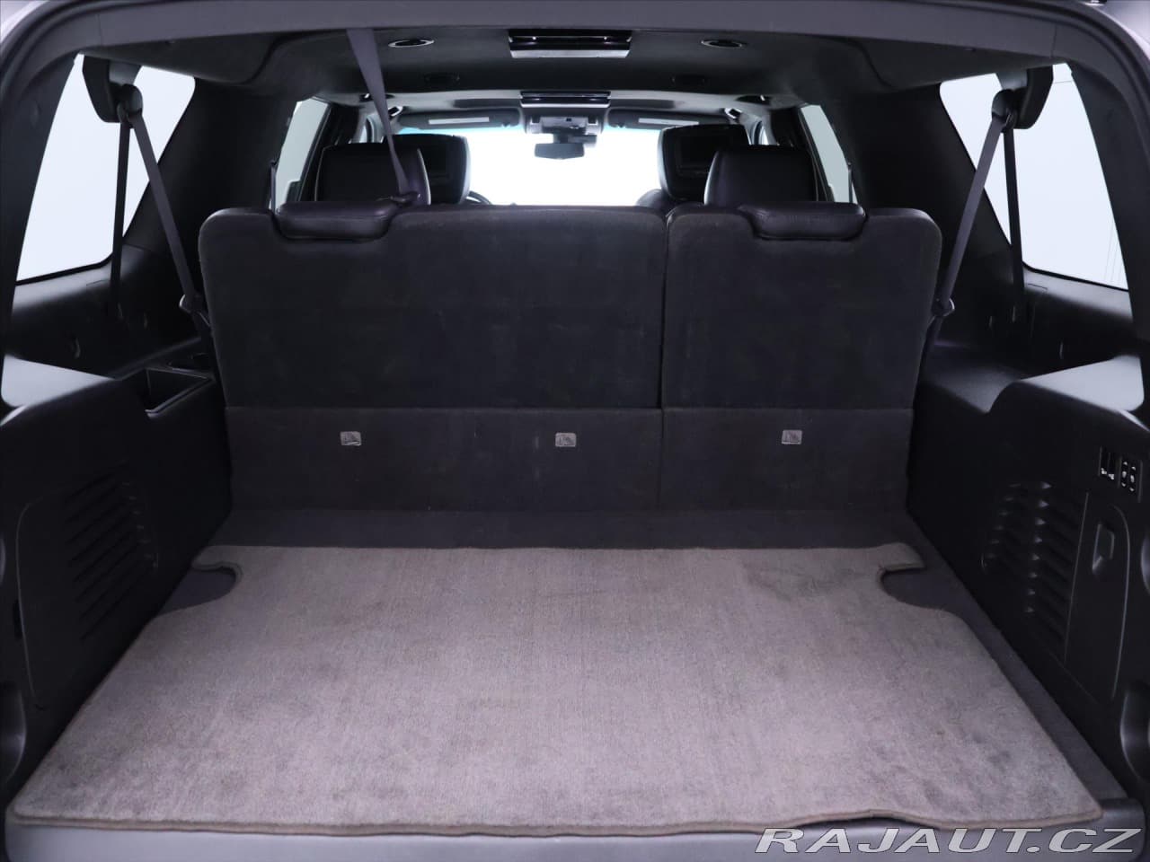 2017 Cadillac ESCALADE - 10