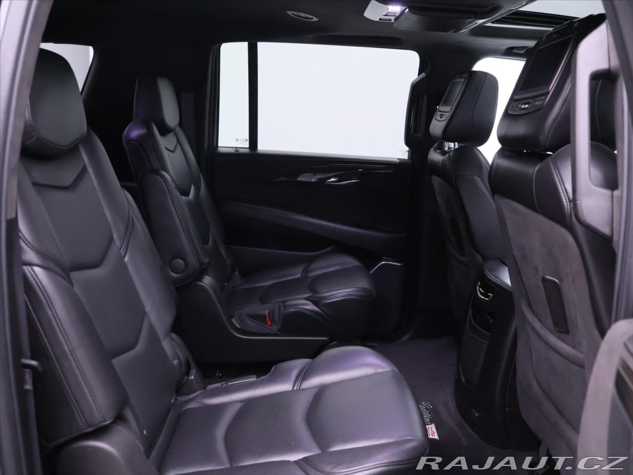2017 Cadillac ESCALADE - 15