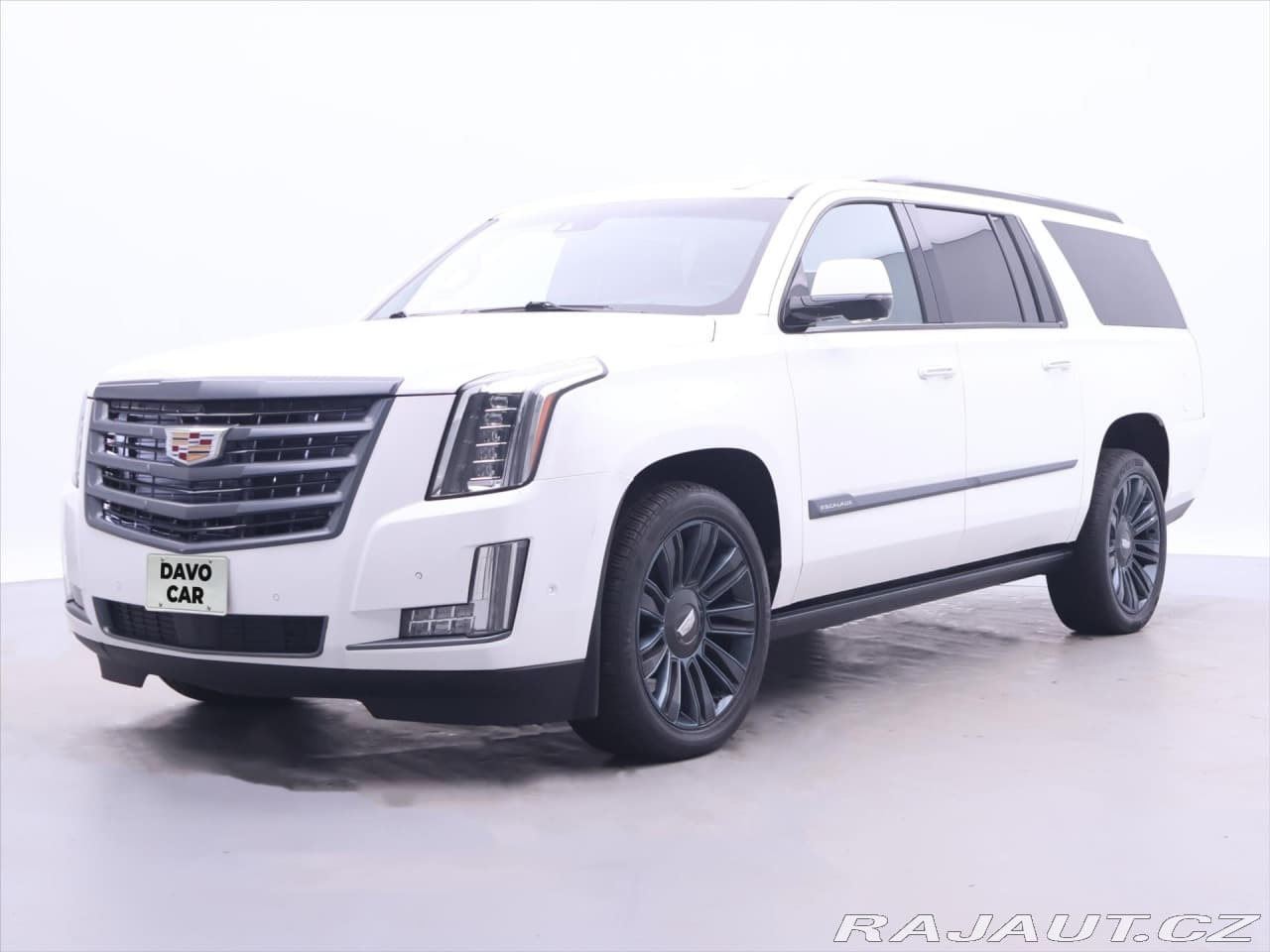 2017 Cadillac ESCALADE - 3