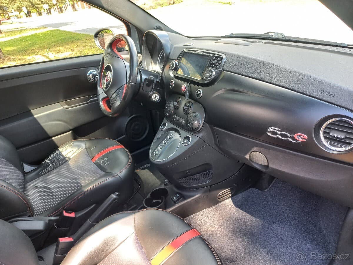 2014 Fiat 500e - 10