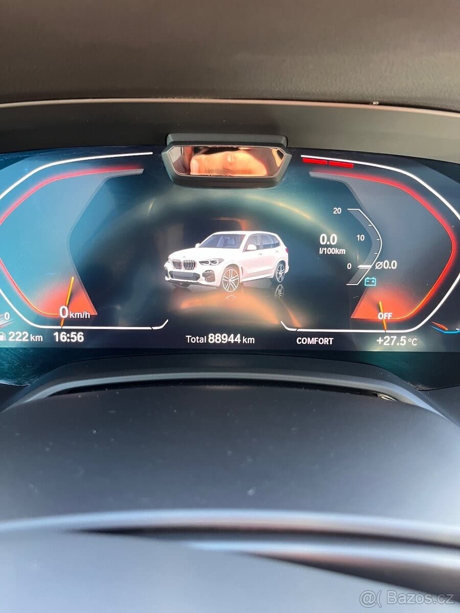 2020 BMW X5 - 11