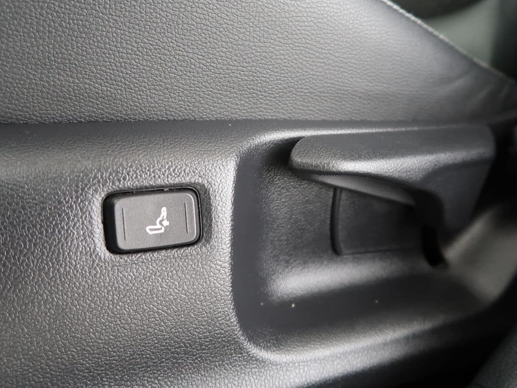 2024 Toyota COROLLA - 19