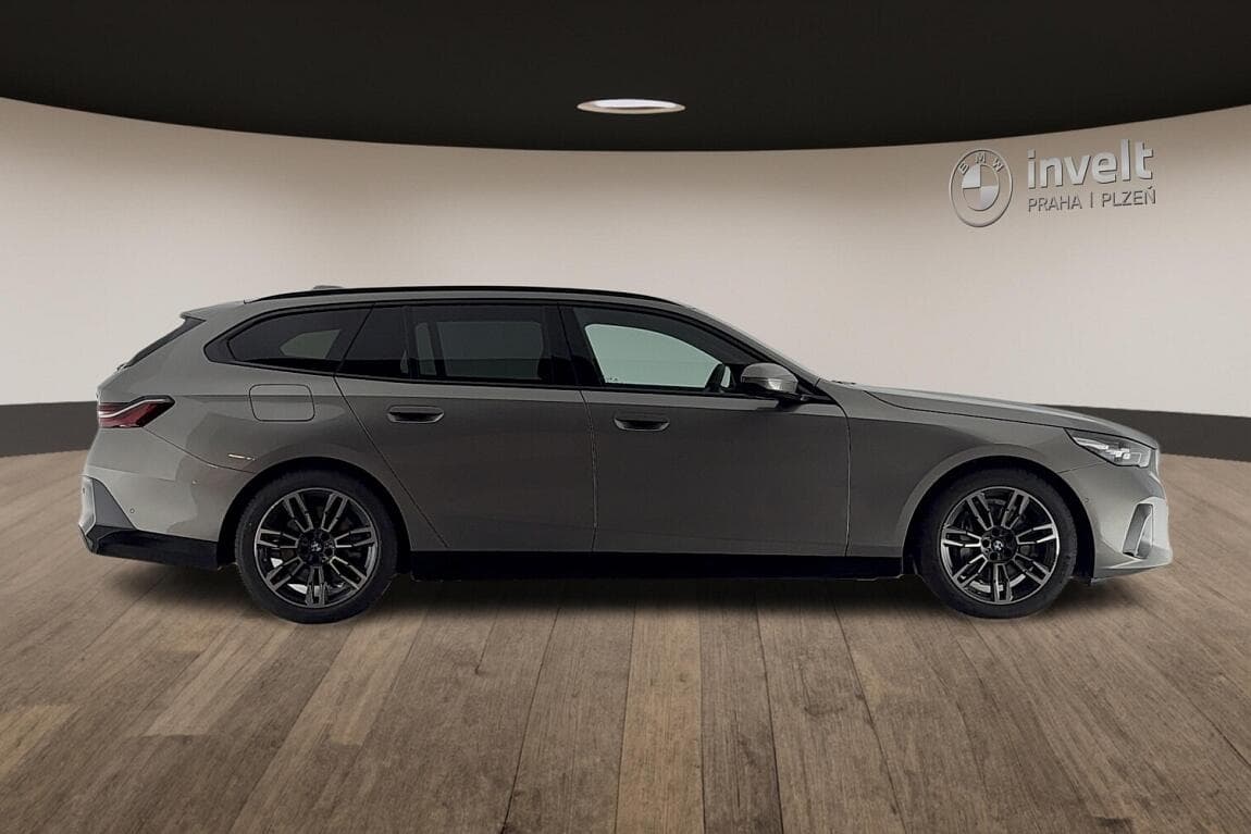 2025 BMW 5-SERIES - 3