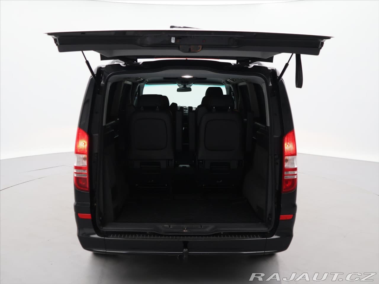 2011 Mercedes-Benz VIANO - 9