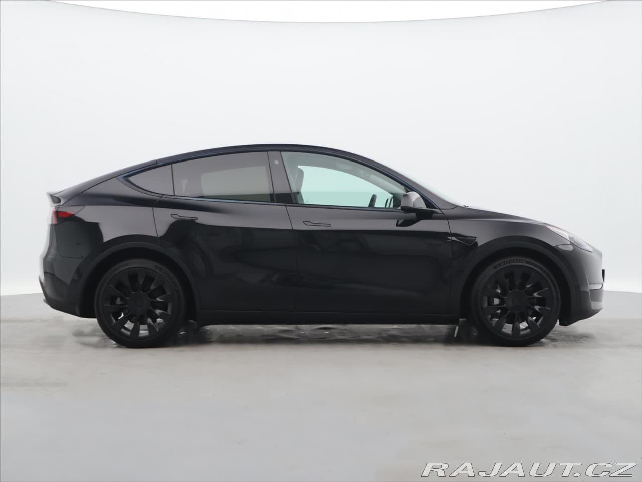 2023 Tesla MODEL Y - 8