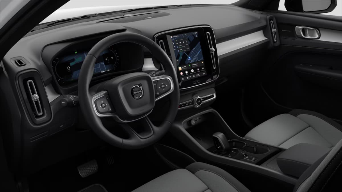 2026 Volvo XC40 - 34