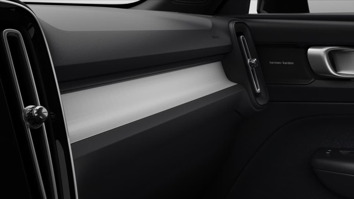 2026 Volvo XC40 - 55