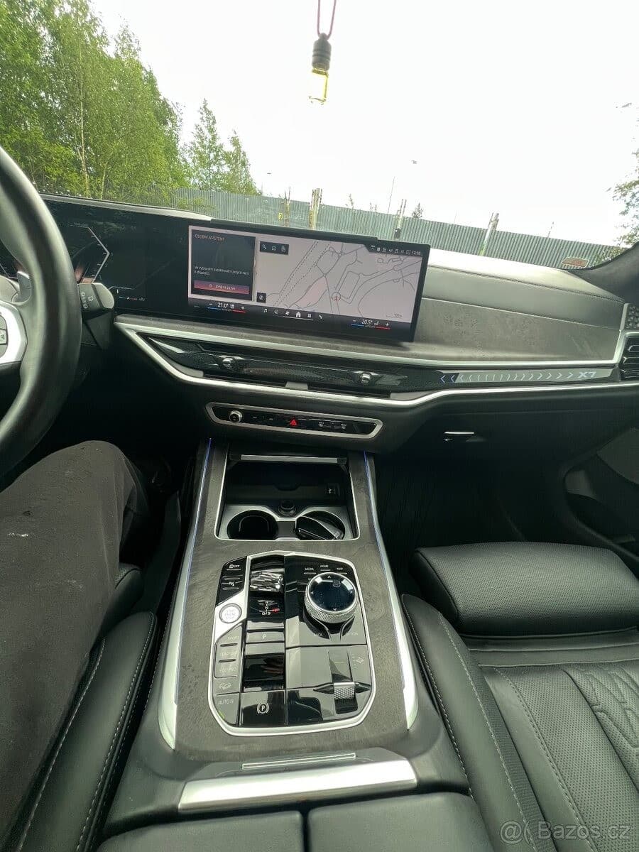 2024 BMW X7 - 7