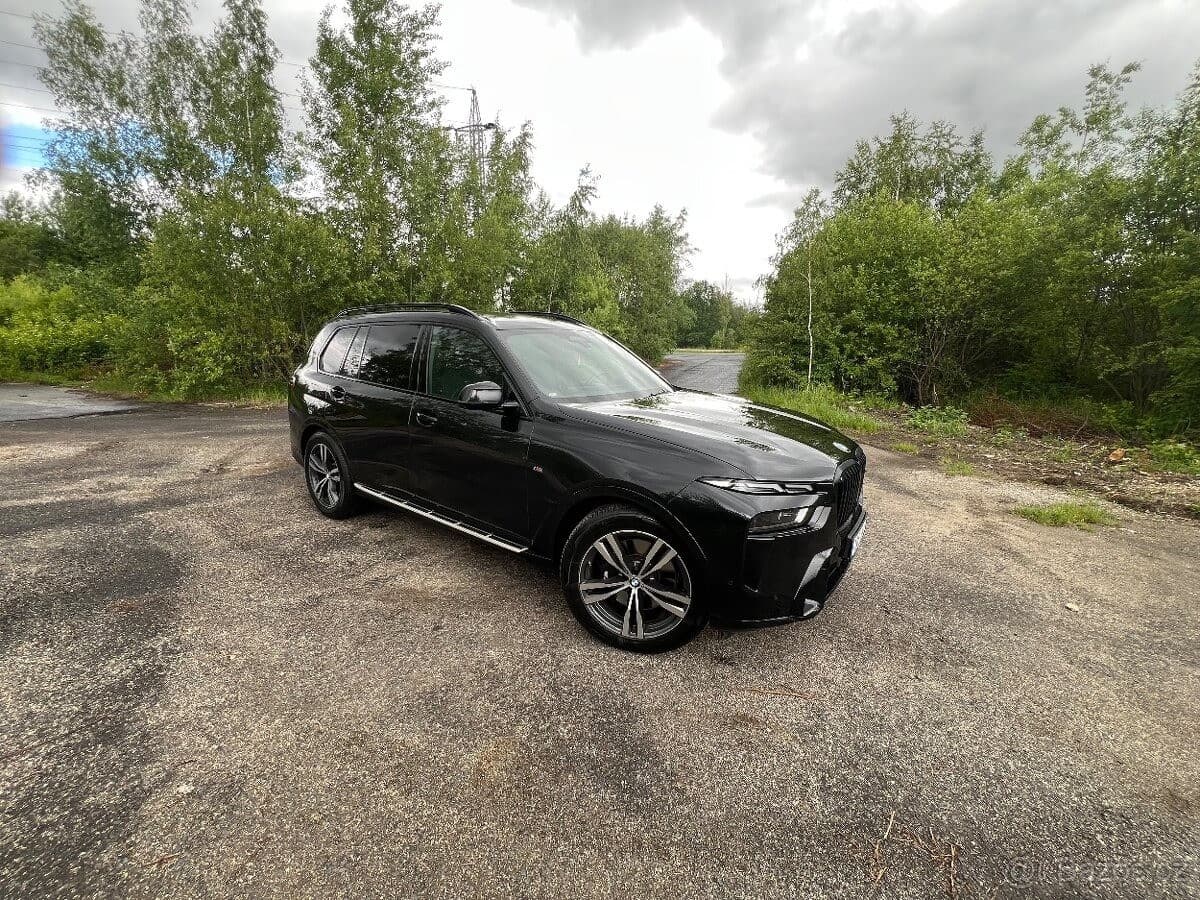 2024 BMW X7 - 13