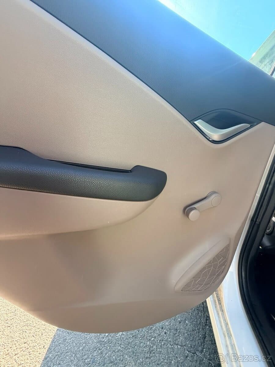 2012 Hyundai ix20 - 12