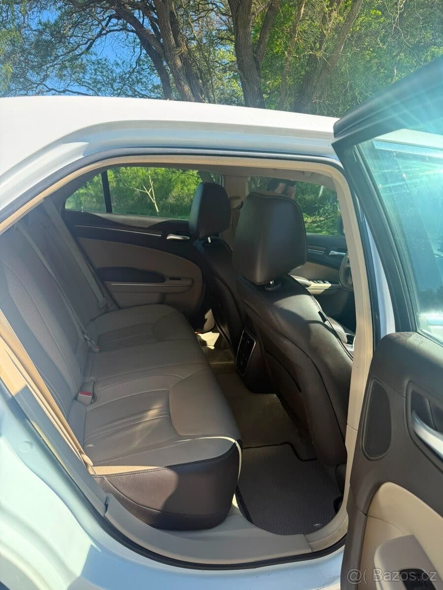 2012 Lancia THEMA - 3