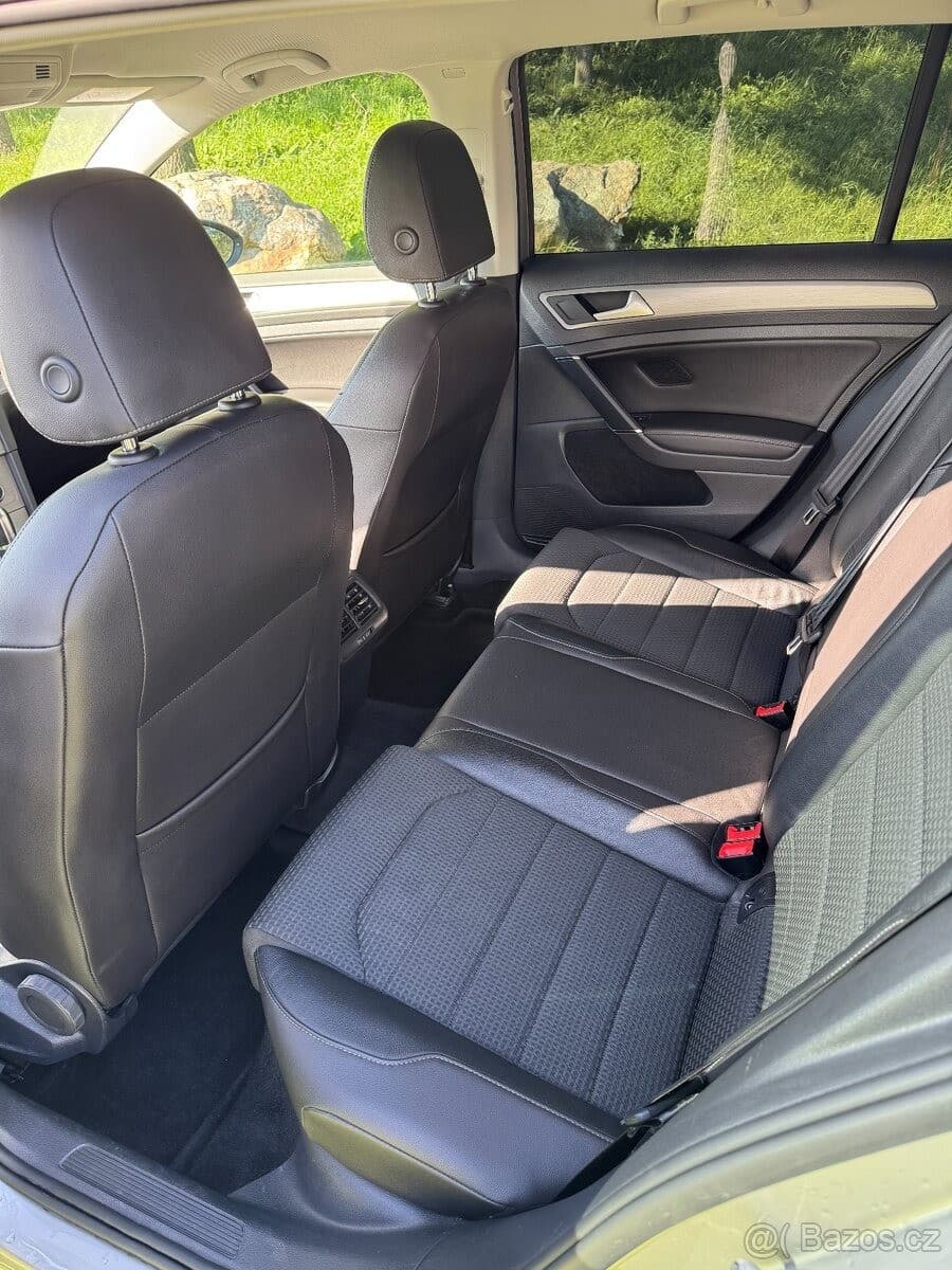 2015 Volkswagen GOLF - 40