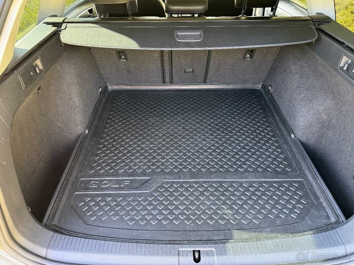 2015 Volkswagen GOLF - 19