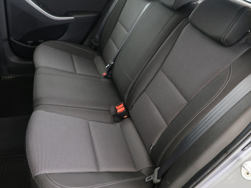 2012 Hyundai i30 - 25