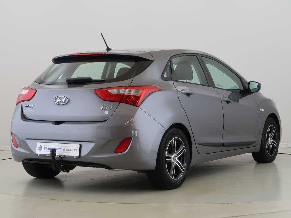 2012 Hyundai i30 - 10