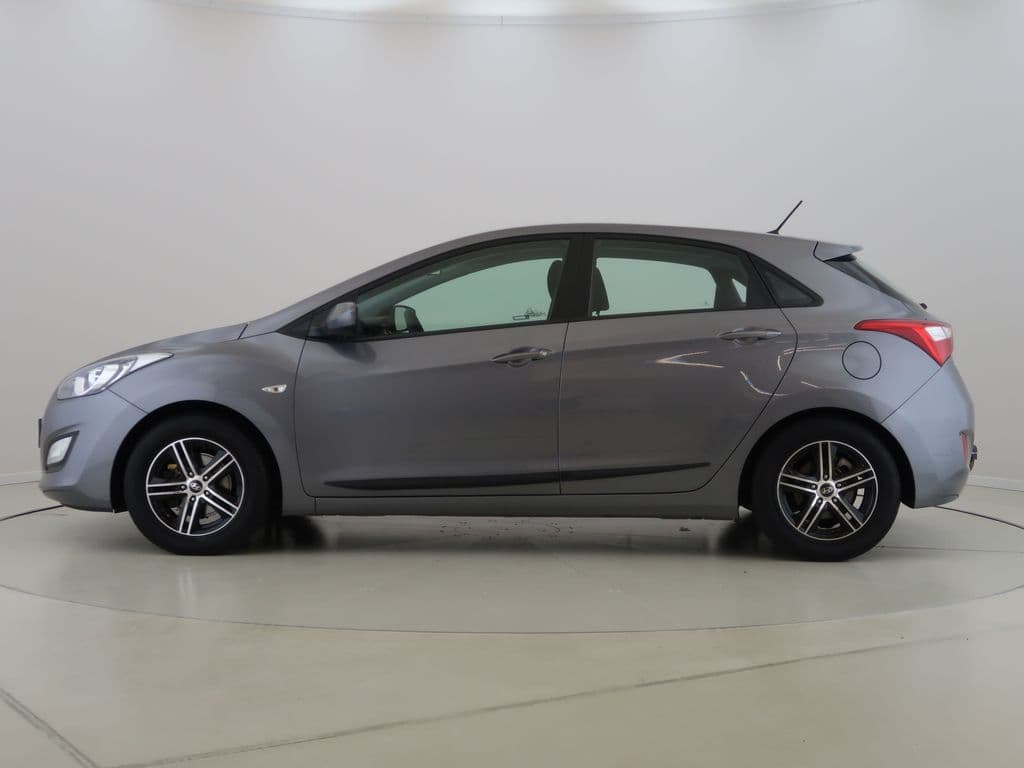 2012 Hyundai i30 - 19