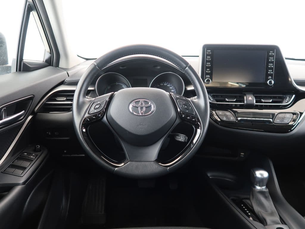 2022 Toyota C-HR - 16