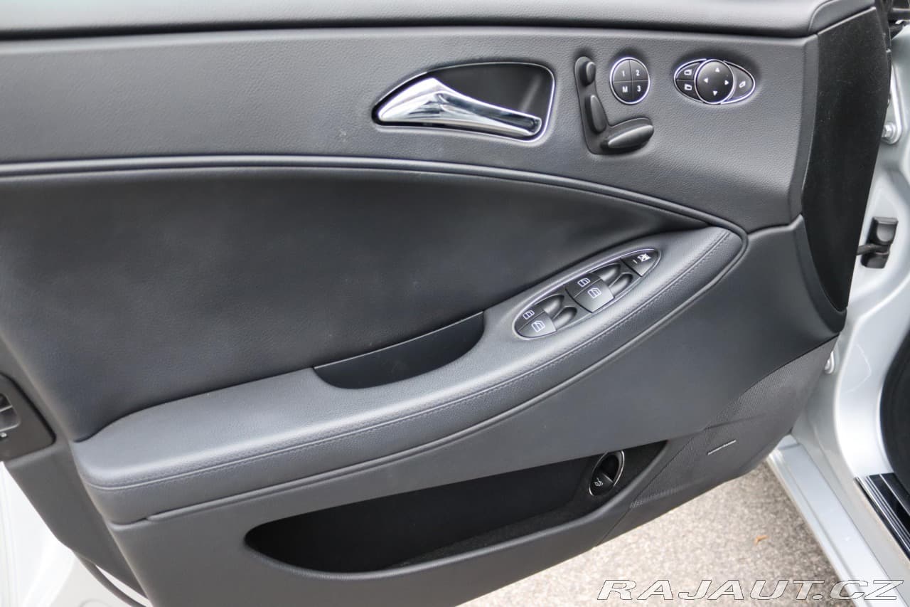 2005 Mercedes-Benz CLS - 19