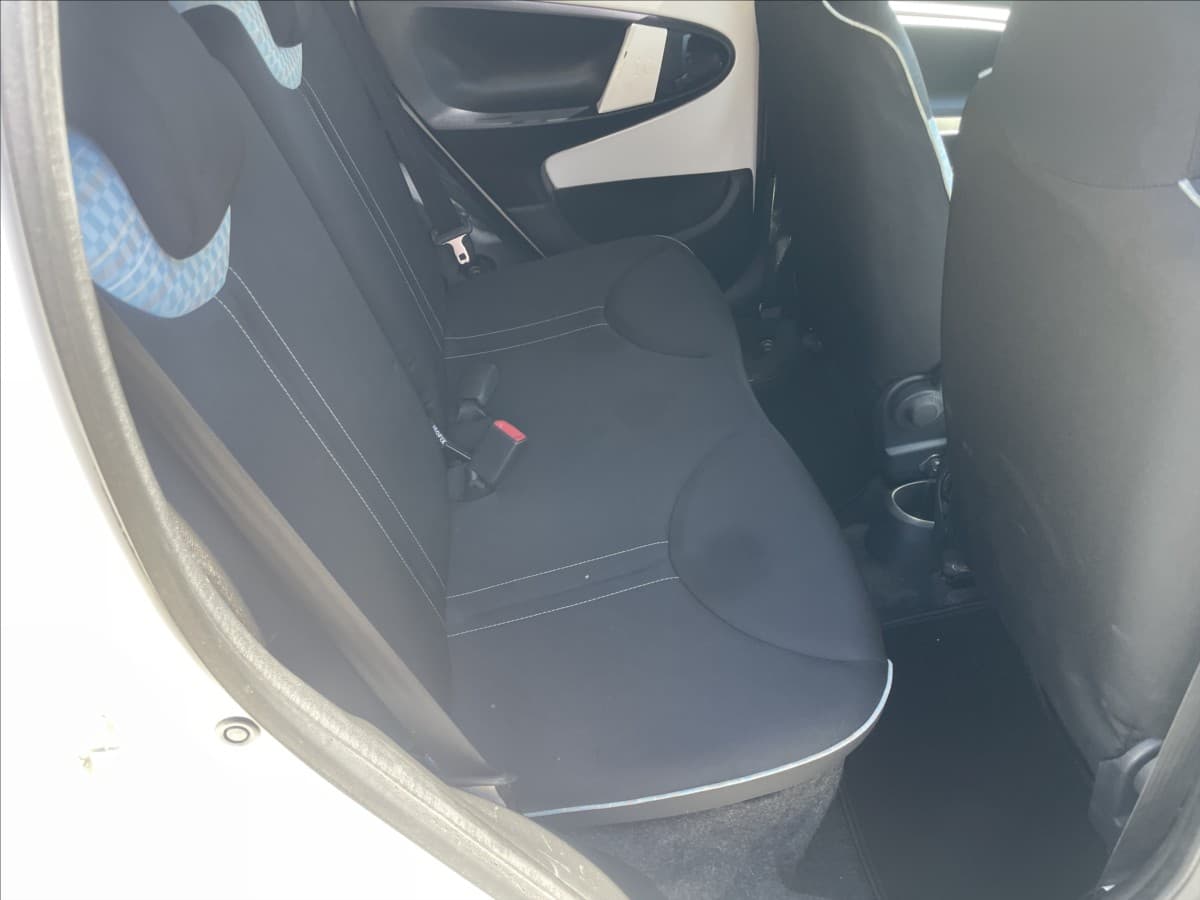 2013 Citroen C1 - 10