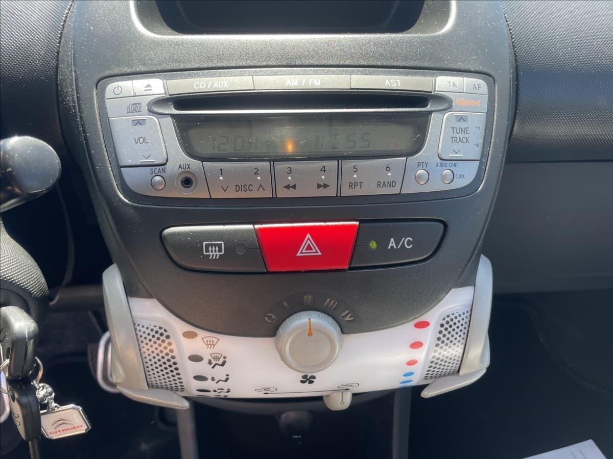 2013 Citroen C1 - 15