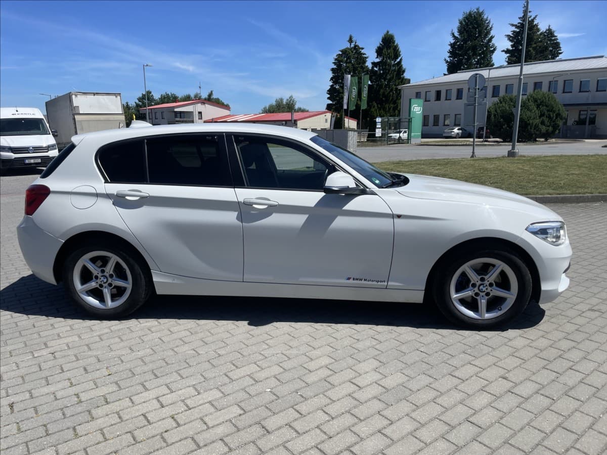2015 BMW 1-SERIES - 5