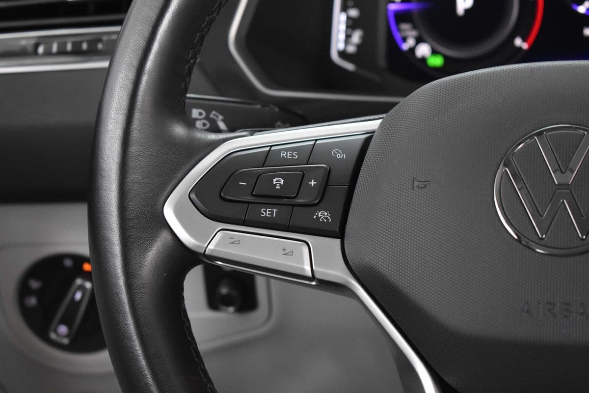 2022 Volkswagen TIGUAN - 35