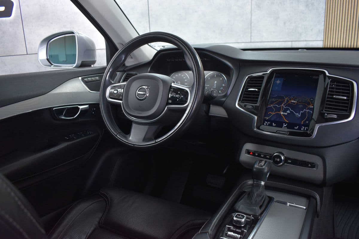 2016 Volvo XC90 - 8
