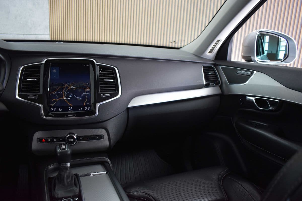 2016 Volvo XC90 - 9