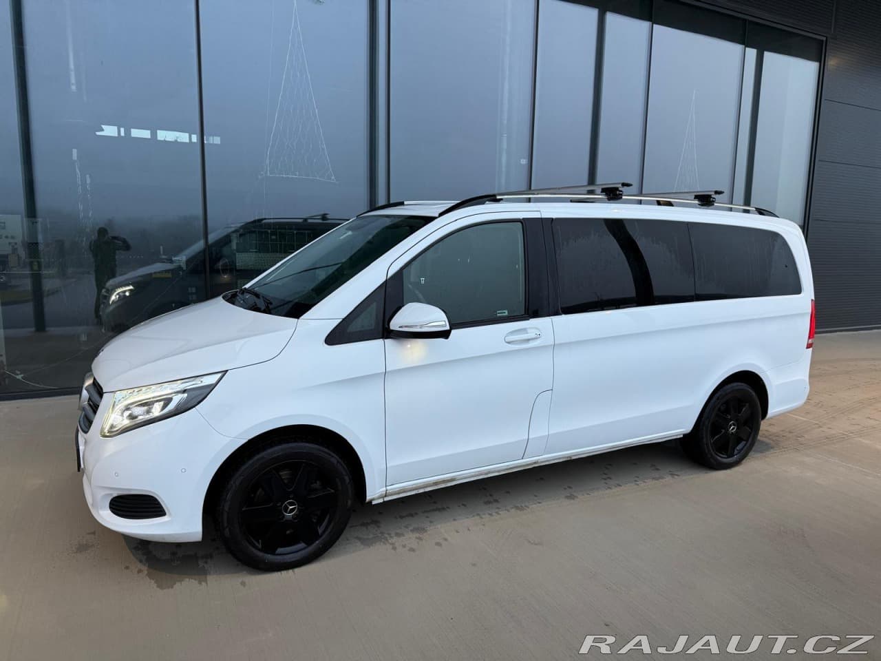 2016 Mercedes-Benz V-CLASS