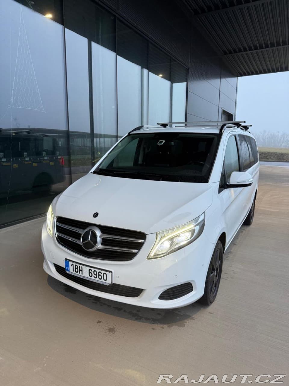 2016 Mercedes-Benz V-CLASS - 9