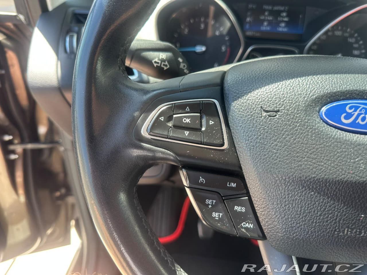 2016 Ford C-MAX - 35