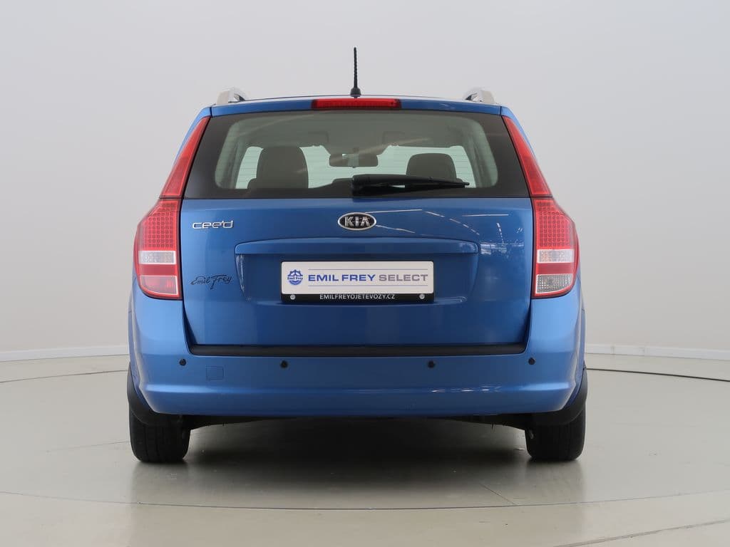2011 Kia CEE'D - 6