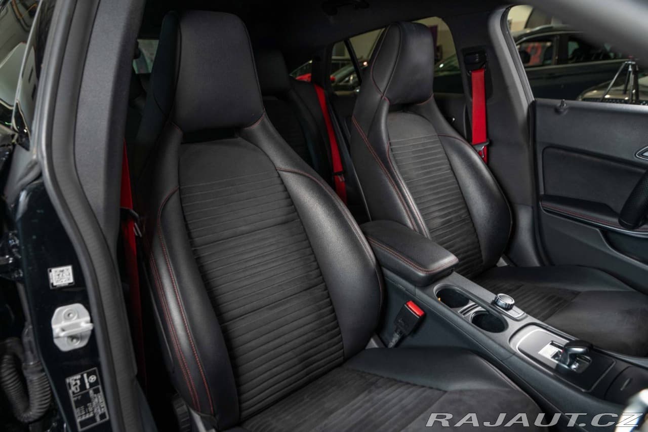 2015 Mercedes-Benz CLA - 11