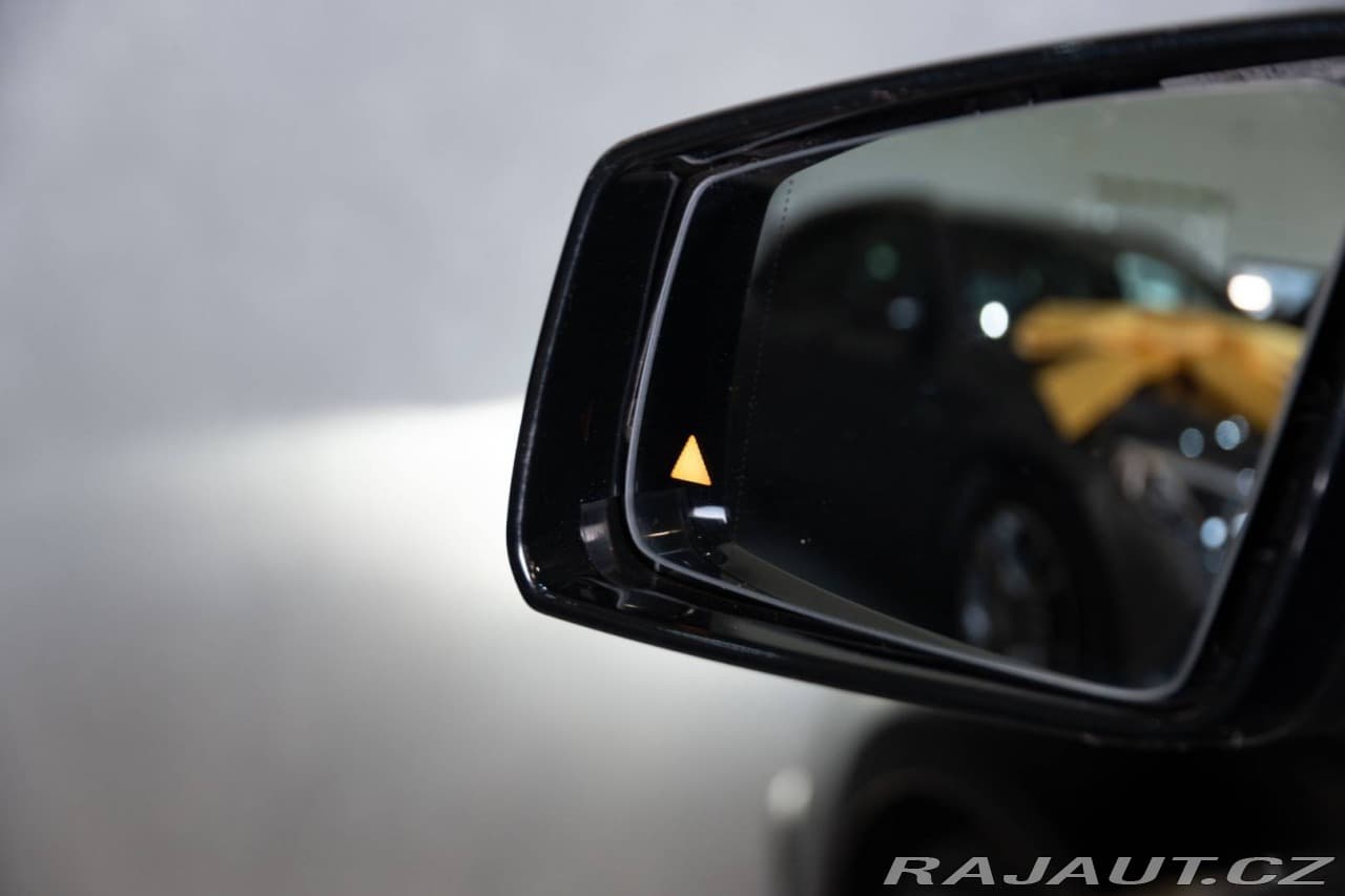 2015 Mercedes-Benz CLA - 9
