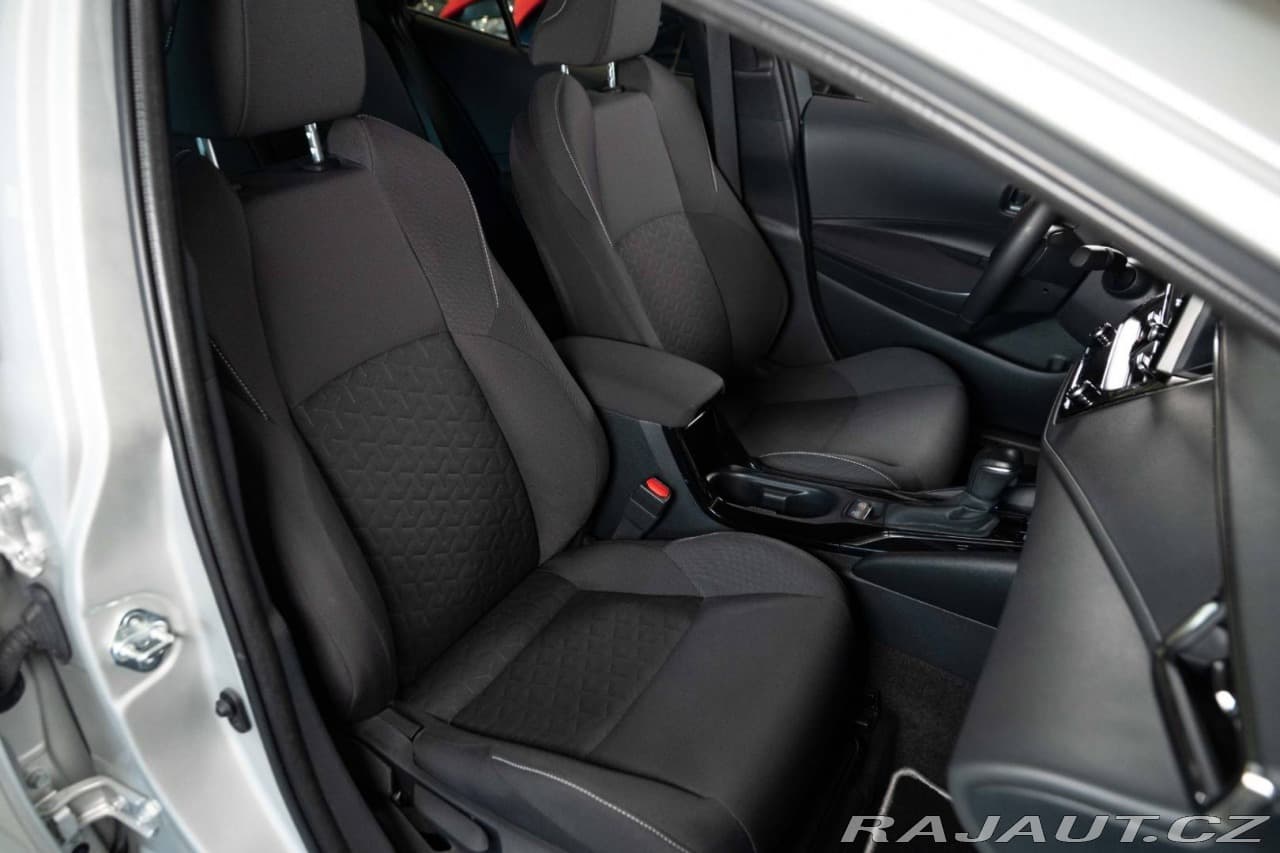 2021 Toyota COROLLA - 10
