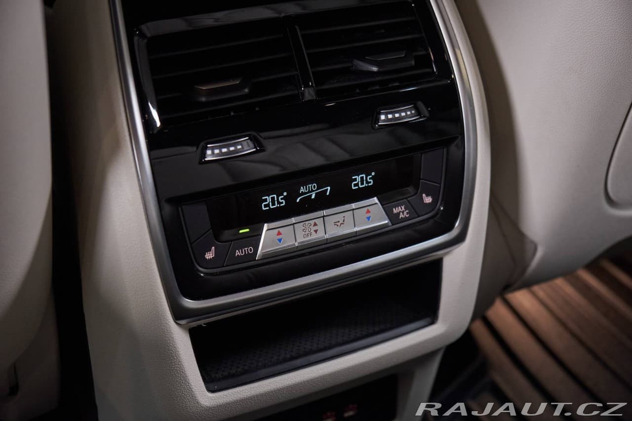 2025 BMW X5 - 12