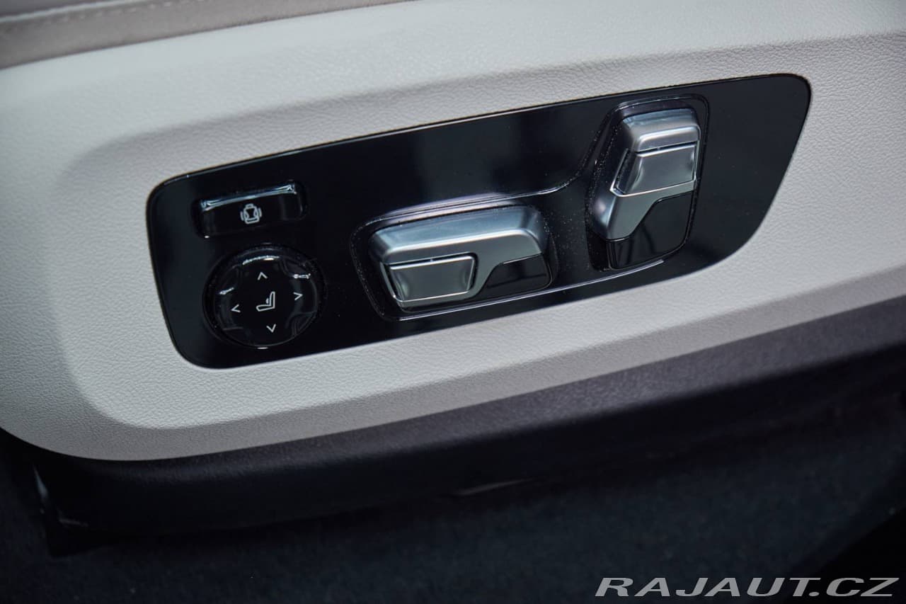 2025 BMW X5 - 20