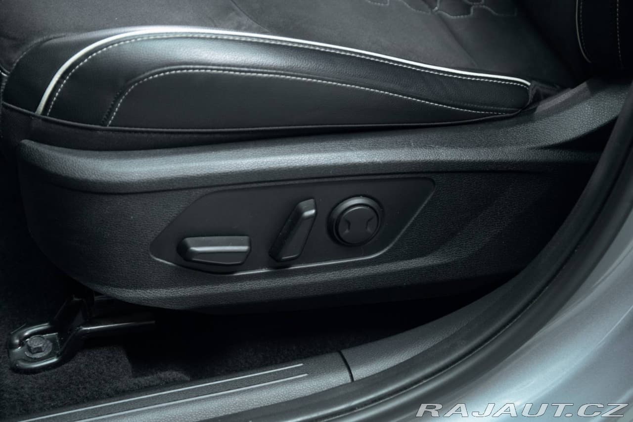 2022 Kia SPORTAGE - 8