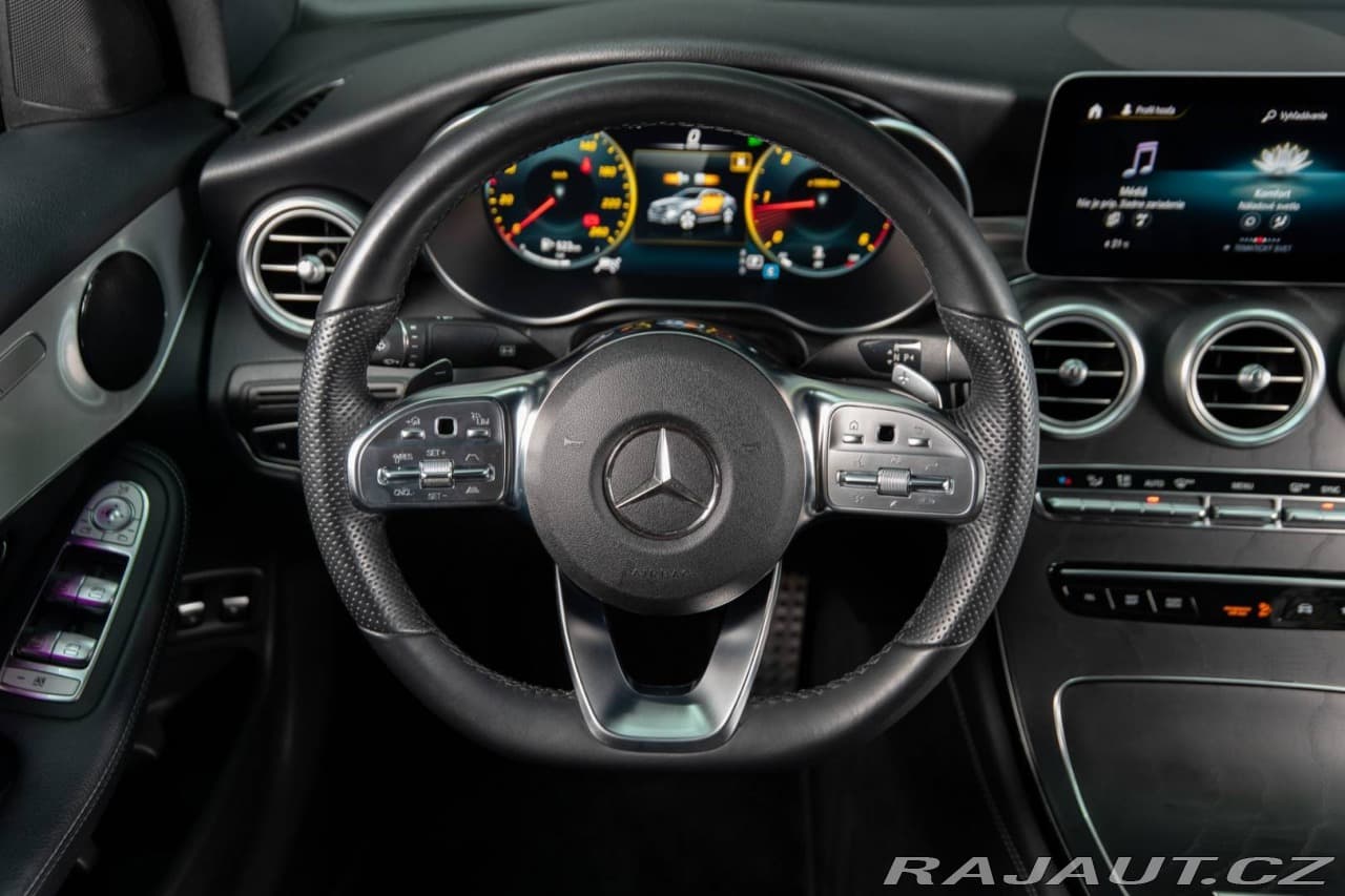 2019 Mercedes-Benz GLC - 17
